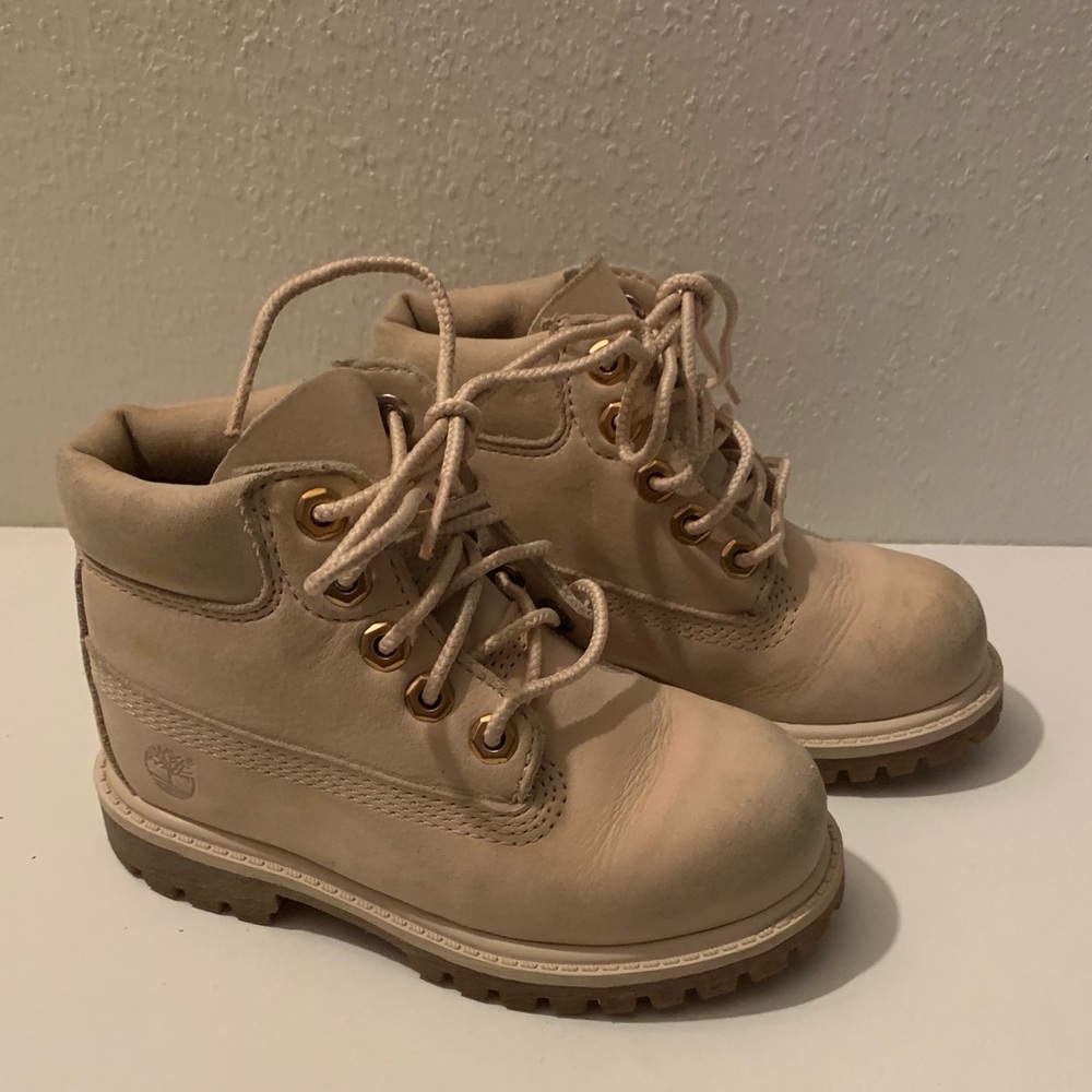 Timberlands girls size 8t cream used